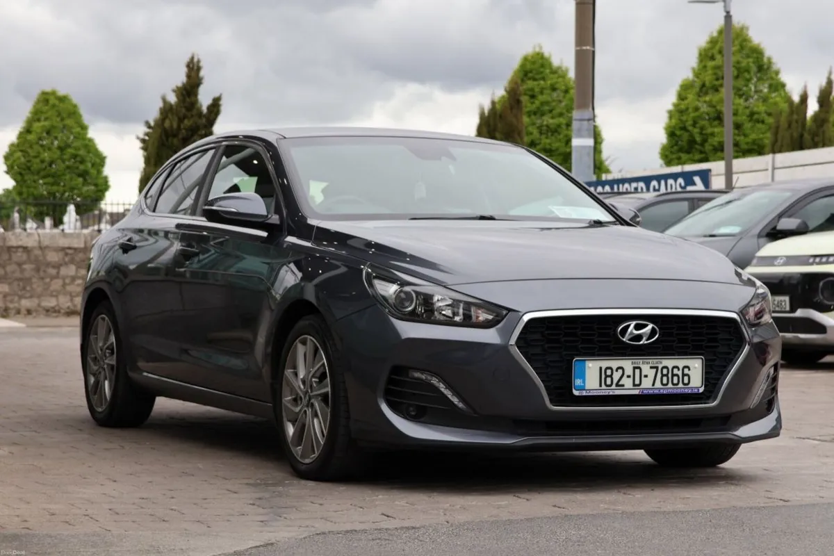 Hyundai i30 1.0 T-GDI Fastback - Image 4