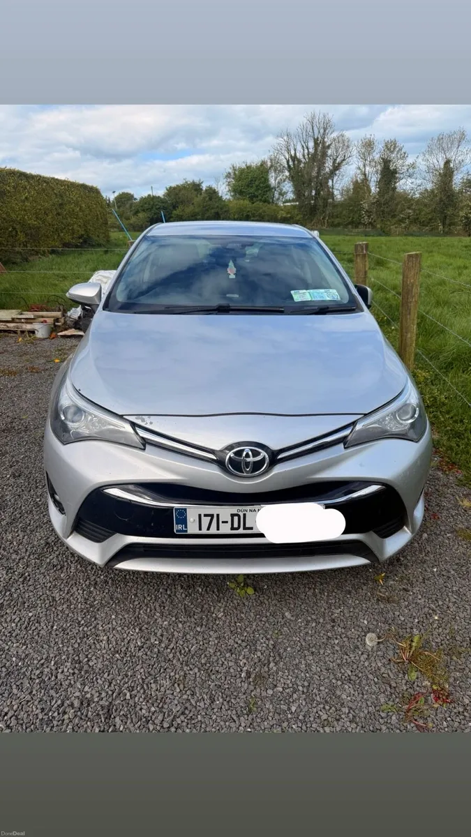 171 2lL Toyota Avensis - Image 2