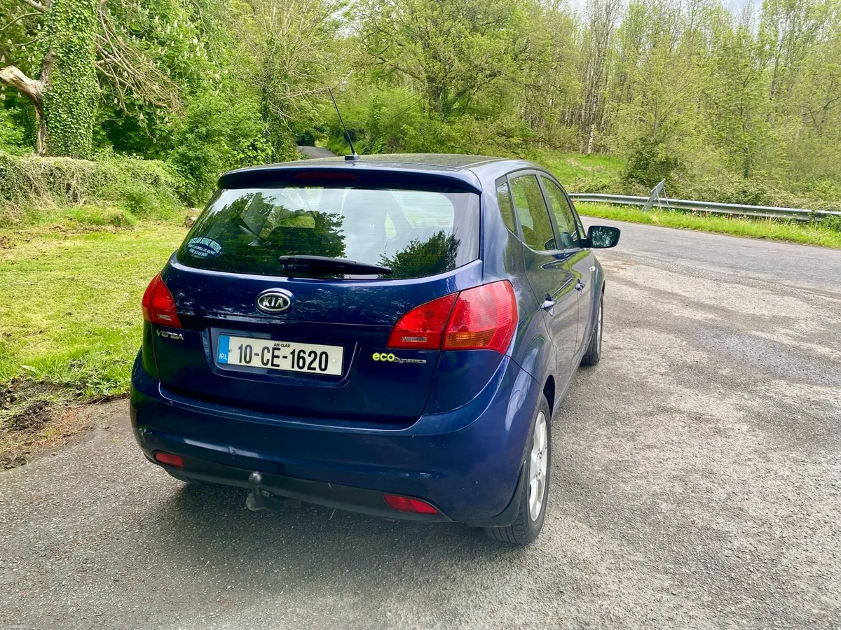 Kia Venga Diesel New NCT & Service History - Image 3