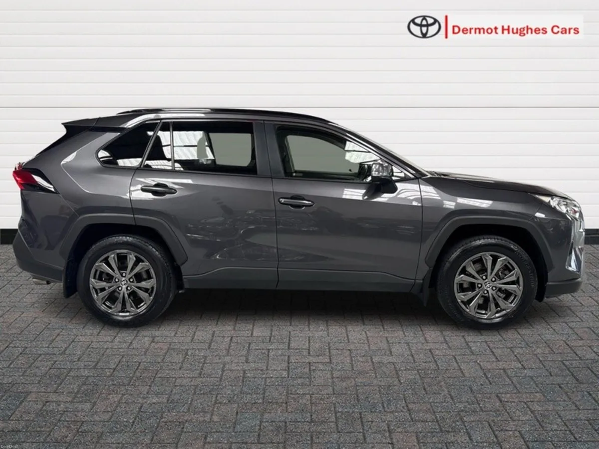 Toyota RAV4 HYBRID SOL 4DR AUTO - Image 3