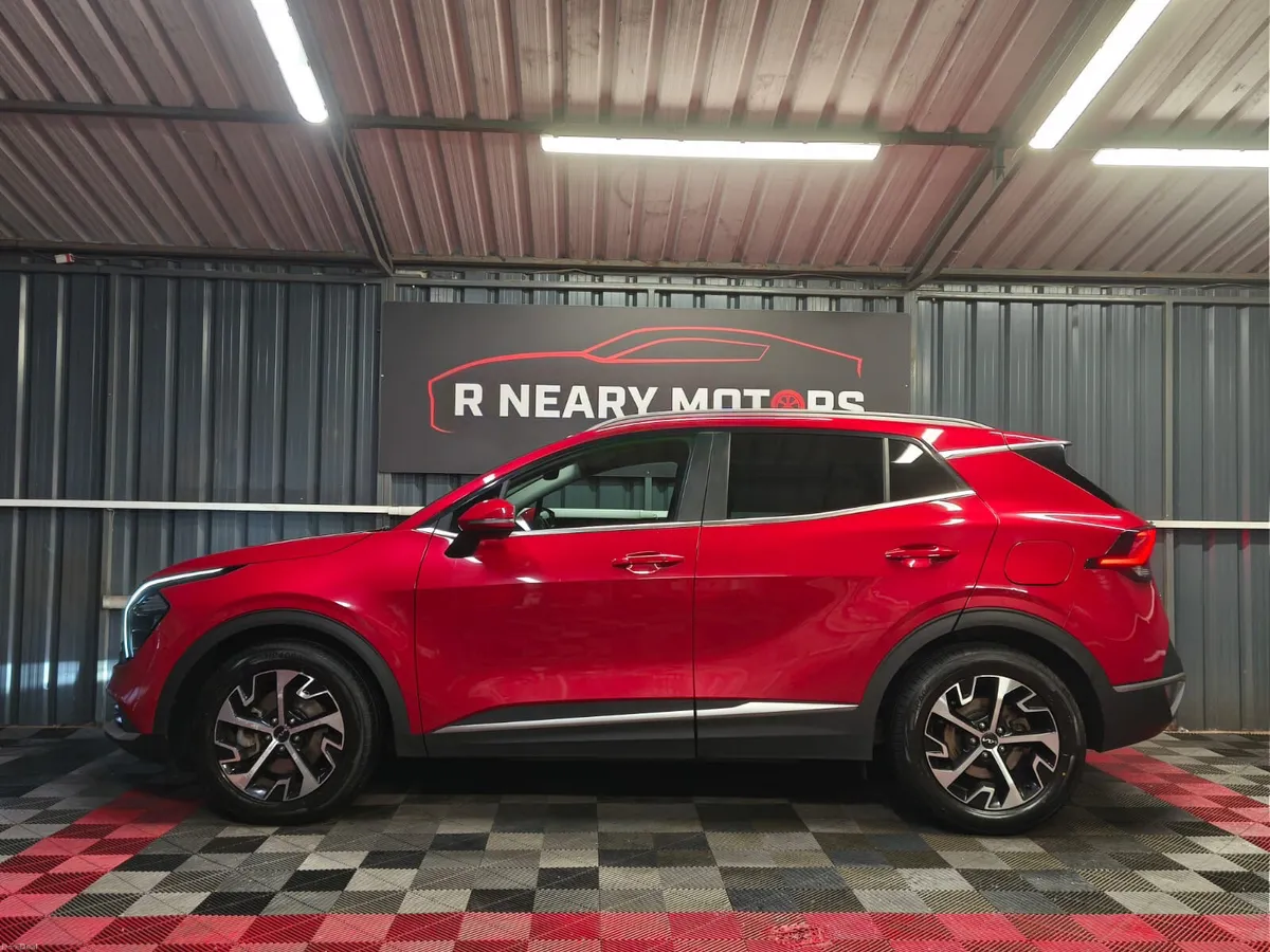 2023 Kia Sportage K3 Automatic Low KMS - Image 4