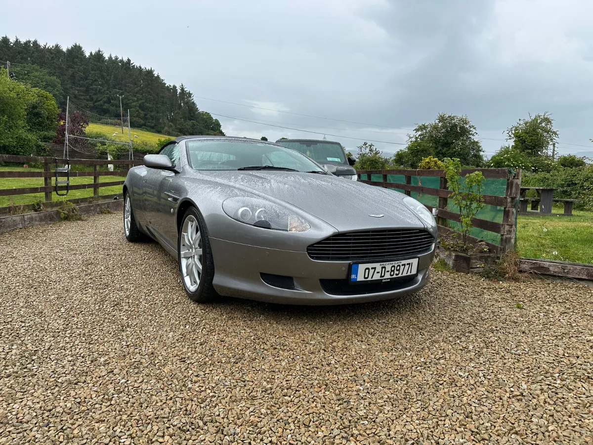 Aston Martin DB9 Convertible 2007 - Image 2