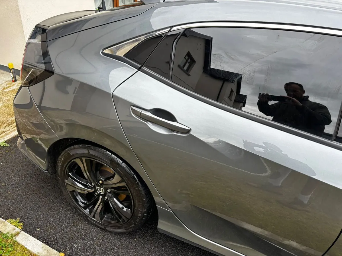 Pristine 2018 Honda Civic VTEC Turbo Smart Plus - Image 2