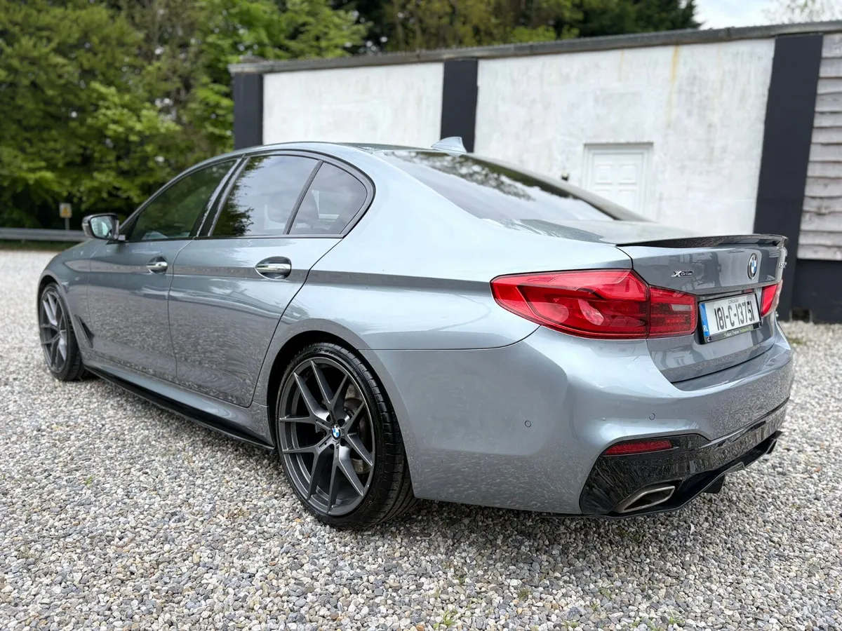 BMW 5-Series 2018 - Image 4