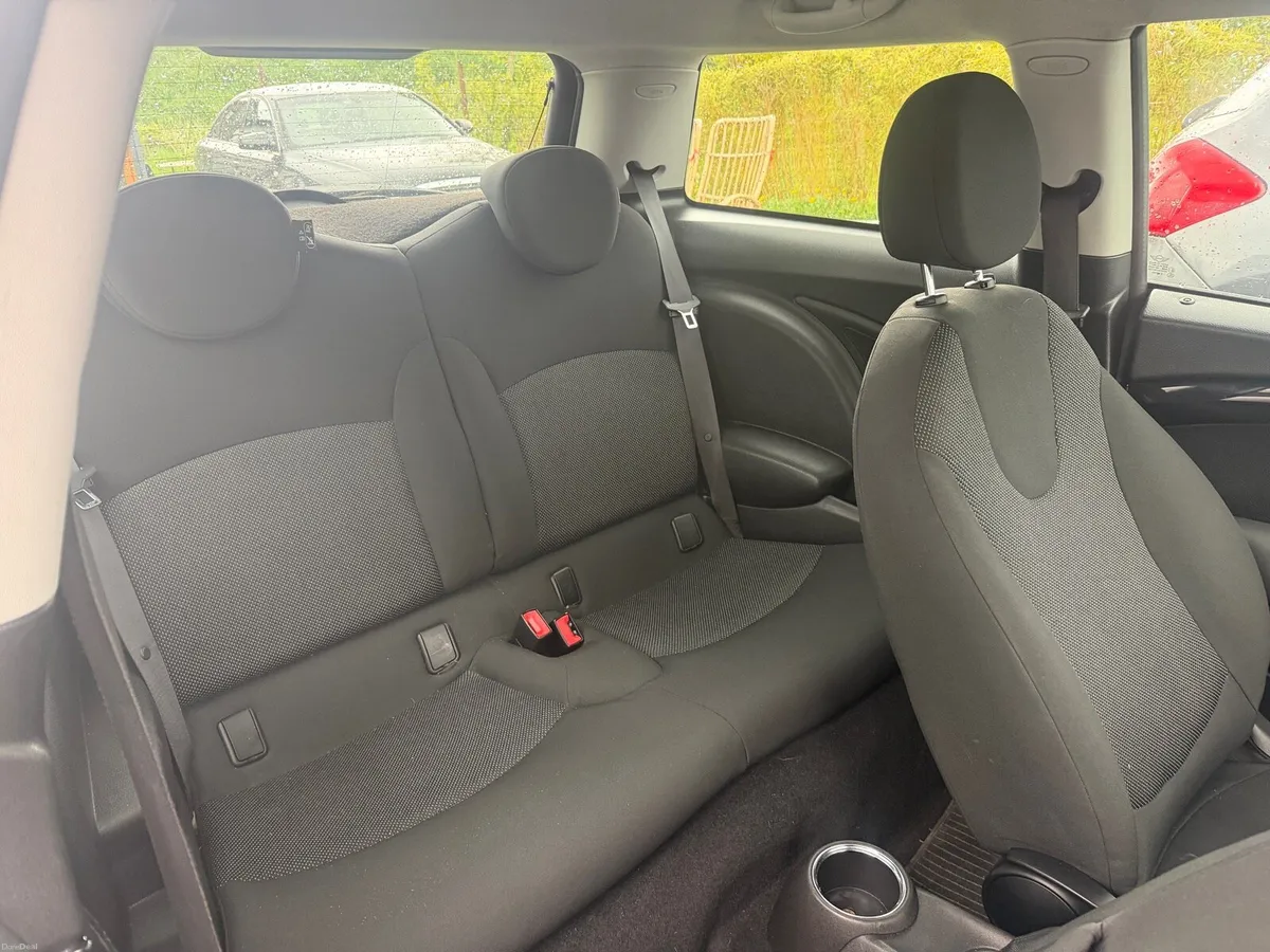 Mini Cooper for parts - Image 2