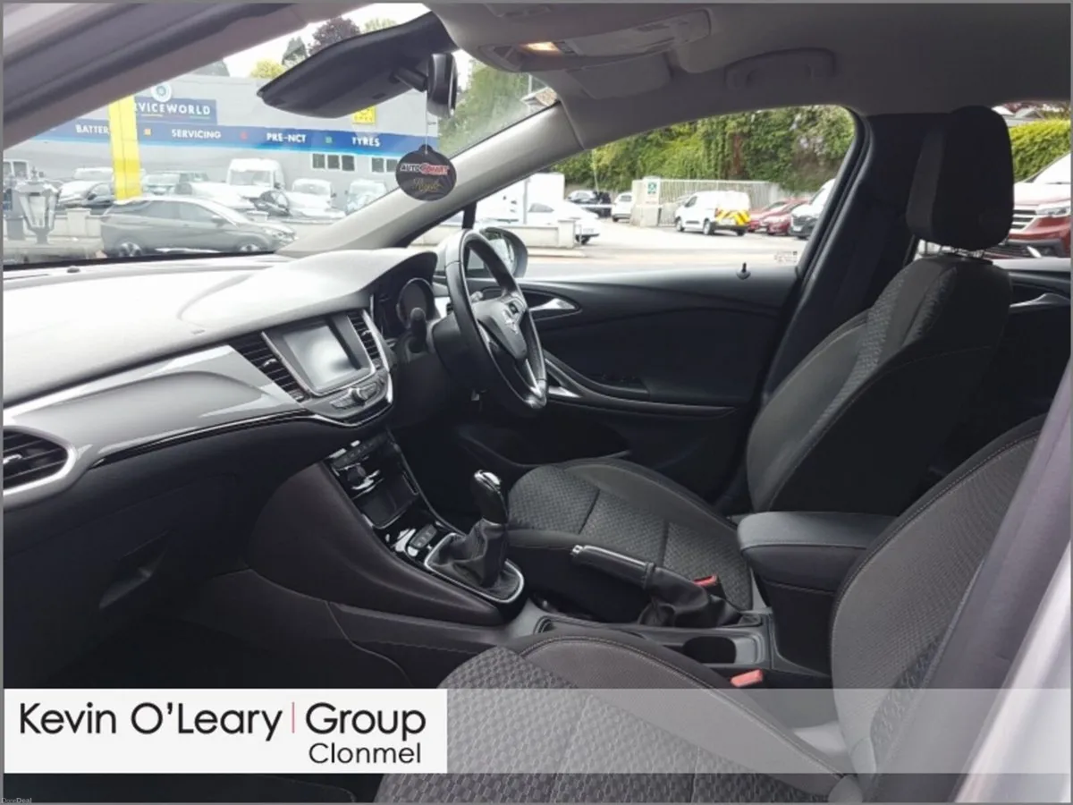 Opel Astra SRi 1.2 Turbo 110PS 6 Speed - Image 4