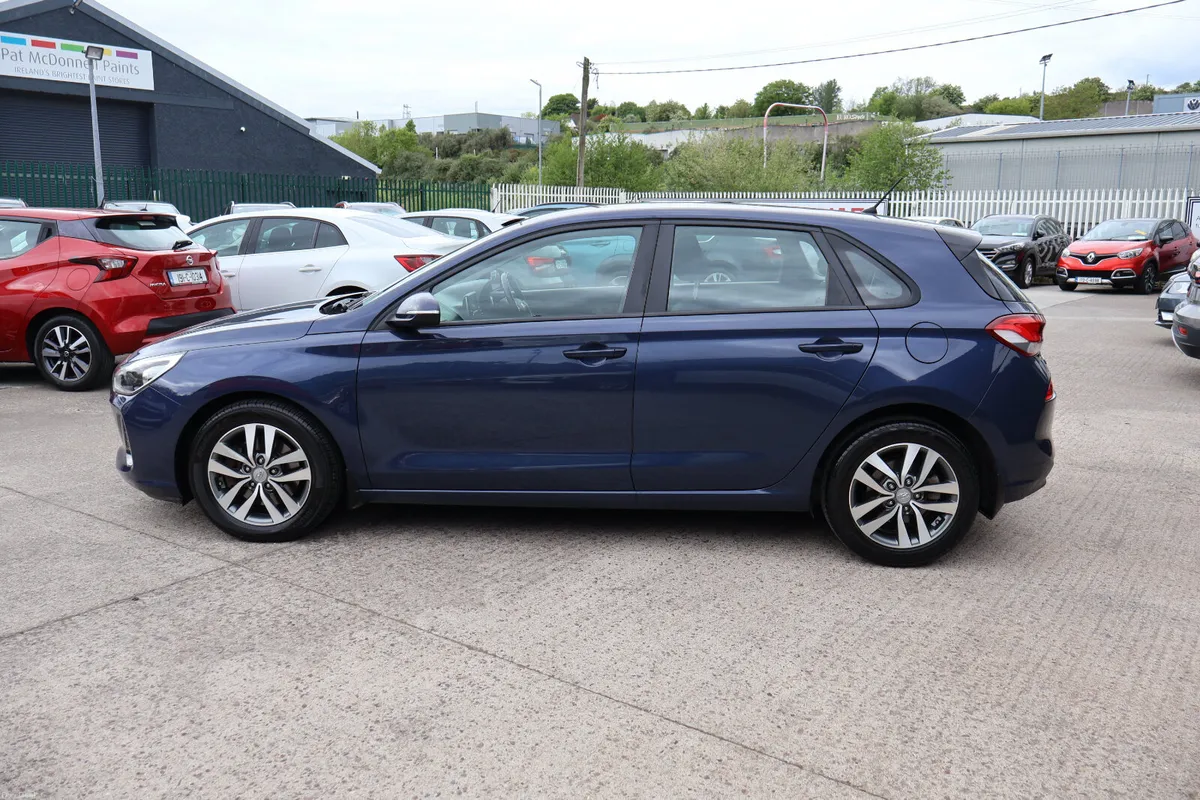 Hyundai i30 Deluxe Low Km's New NCT Exceptional! - Image 6