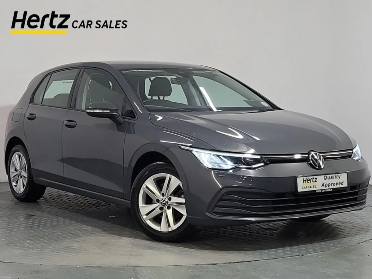 Volkswagen Golf LIFE 110HP Petrol Manual - Image 1