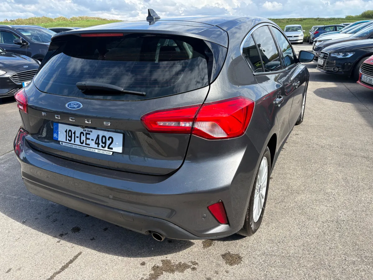 Ford Focus 2019 - Image 4