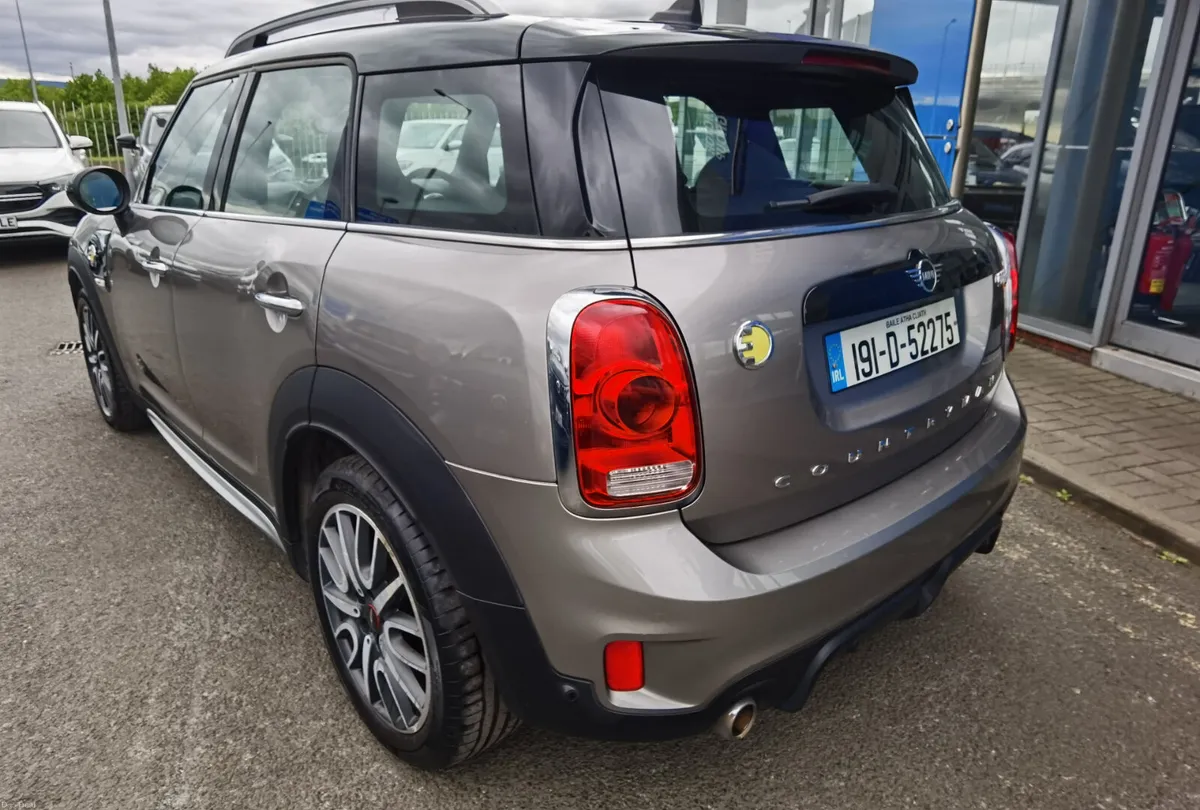 MINI COUNTRYMAN JOHN COOPER WORKS ALL4 AUTO PHEV - Image 6