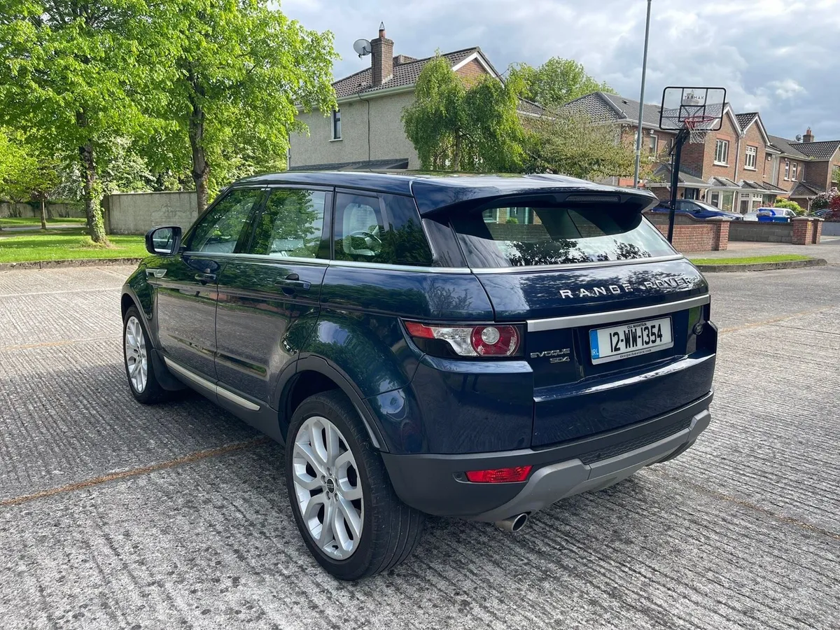 12 RANGE ROVER EVOQUE 2.2 DIESEL AUTOMATIC NCTD - Image 4