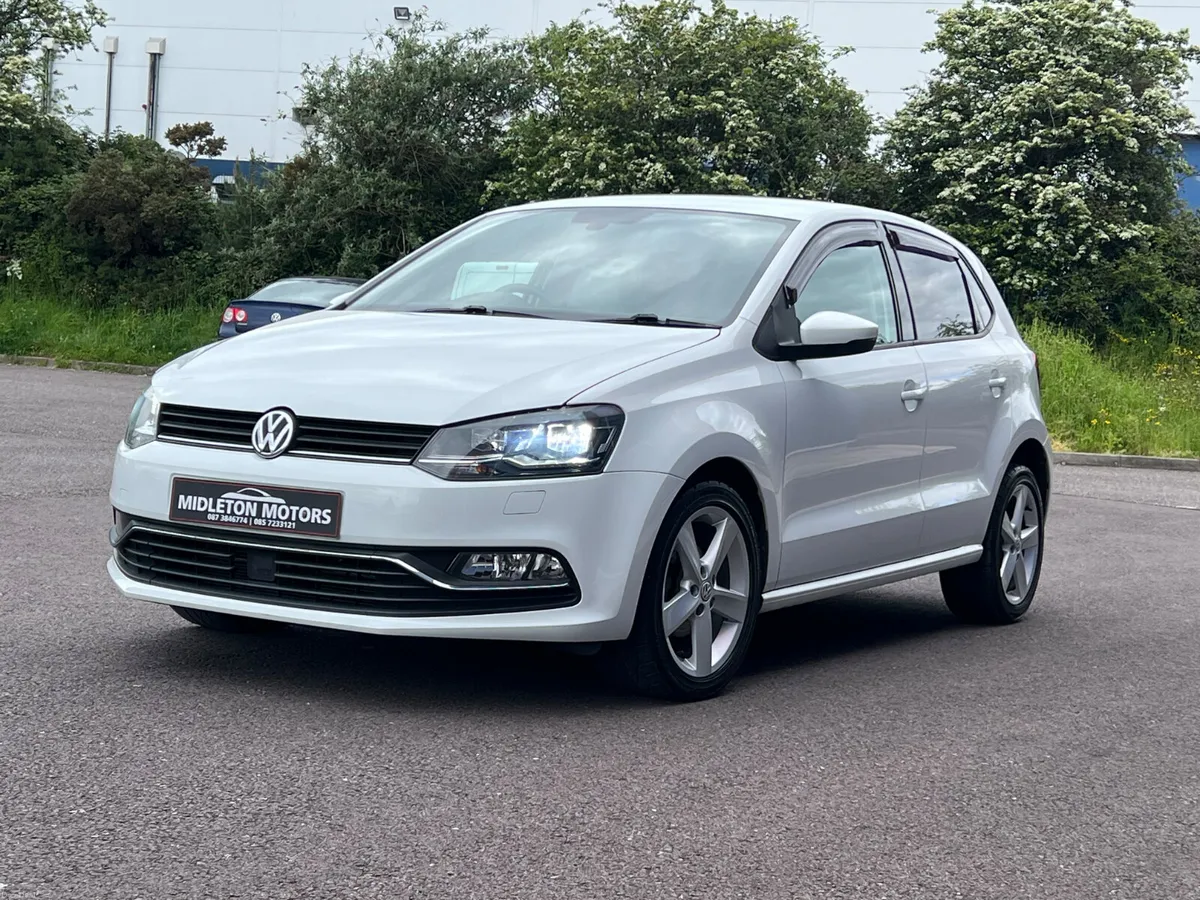 17 VW Polo 1.2 TSI Highline Automatic - Image 3
