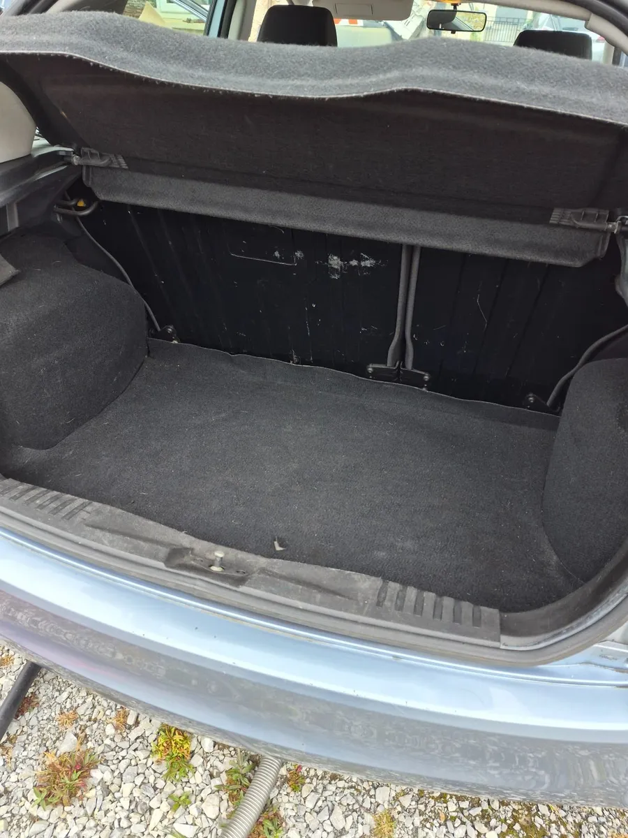 Ford Fiesta 2007 - Image 2