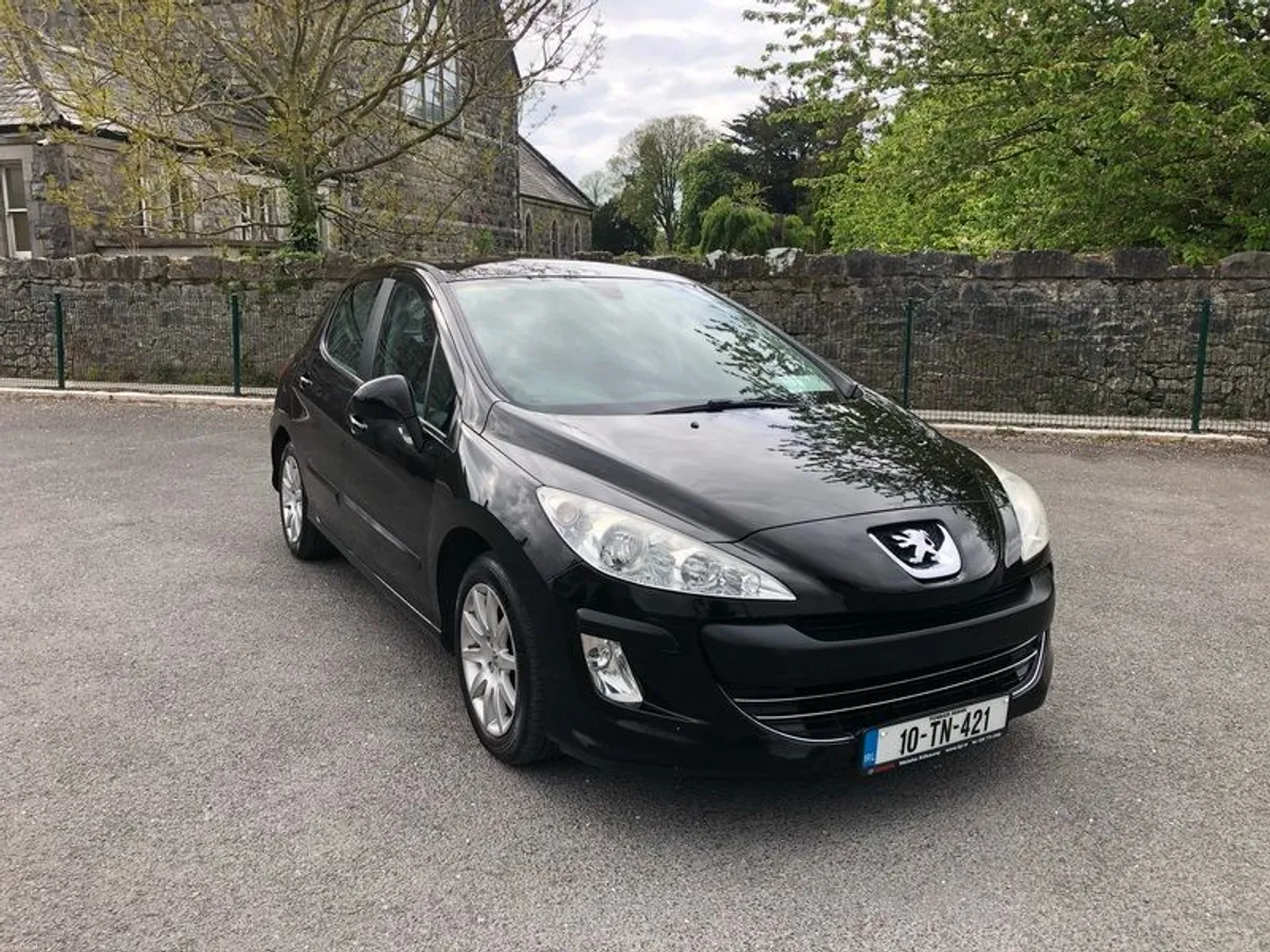 2010 Peugeot 308 - Image 1