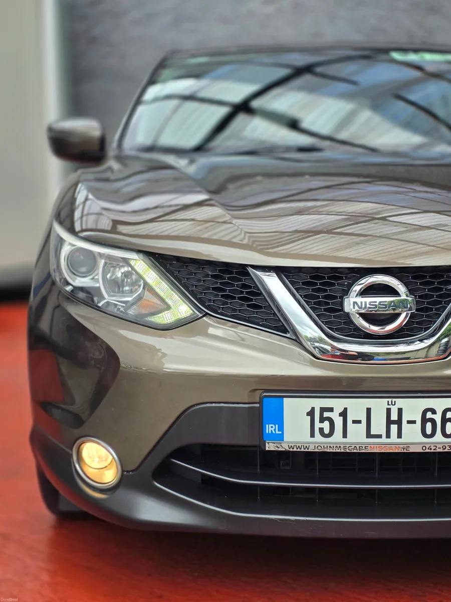 2015 Nissan Qashqai 1.5 (diesel) very clean jeep - Image 3