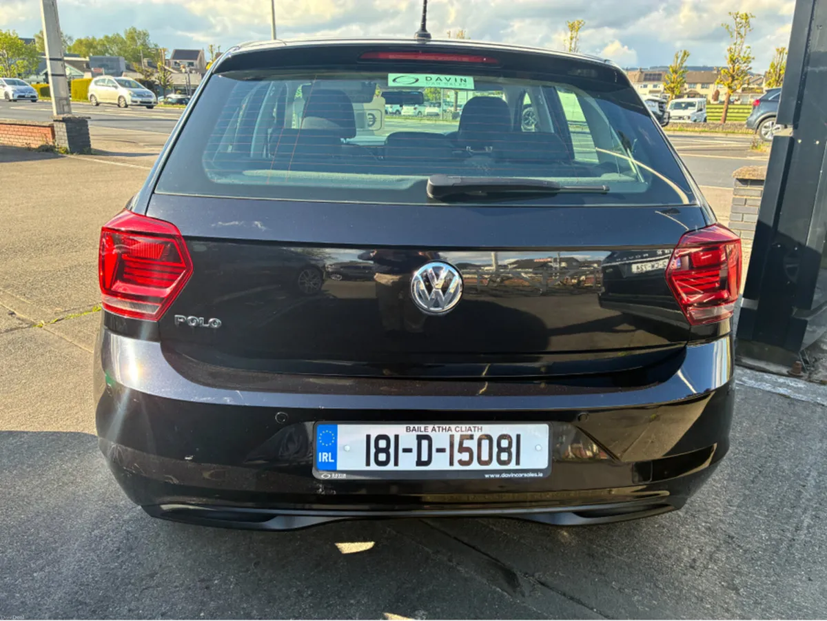 Volkswagen Polo LE 1.0 MANUAL 5SPEED 65HP 5DR - Image 4