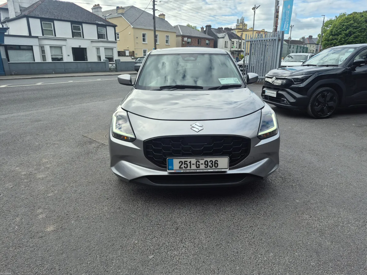 2025 Suzuki Swift Motion - Image 3