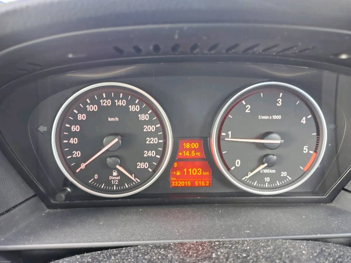BMW520d - Image 2