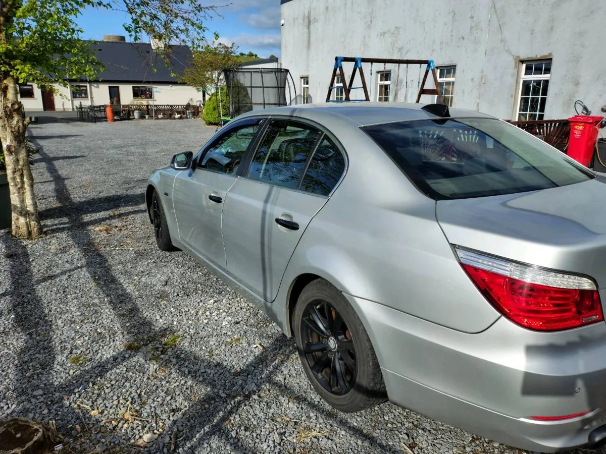 BMW520d - Image 3