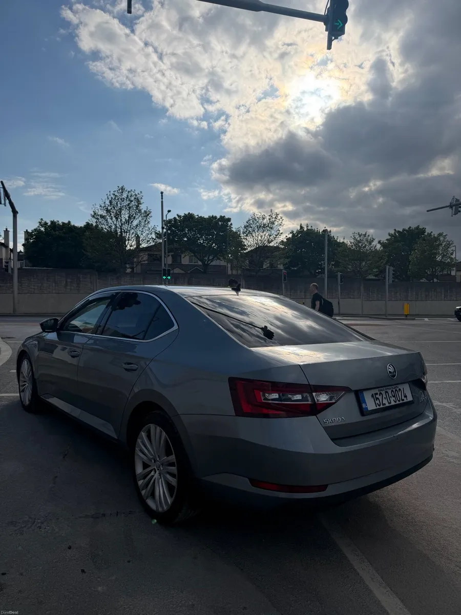 Skoda Superb - Image 3