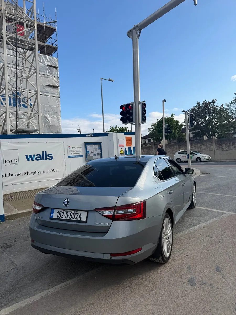 Skoda Superb - Image 4