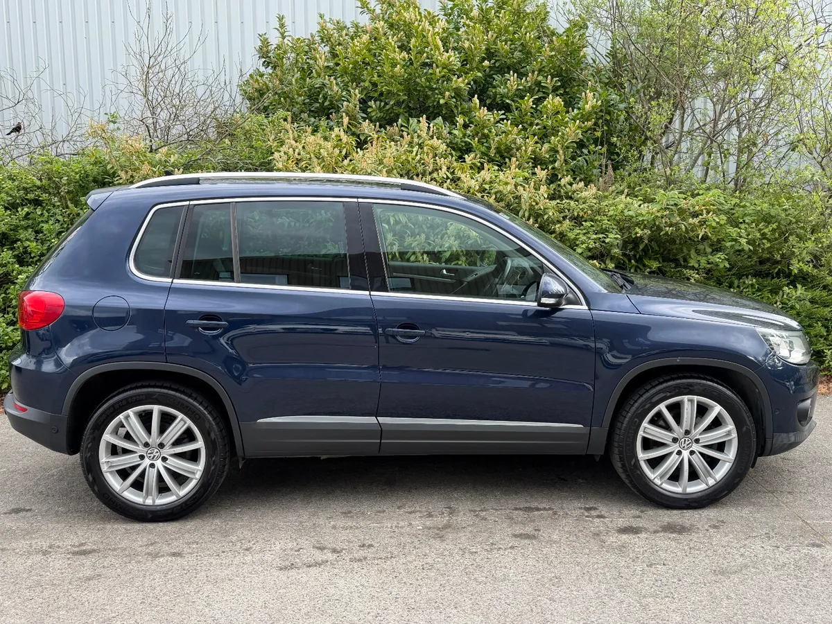 VW Tiguan Pan Roof, FSH - Image 3
