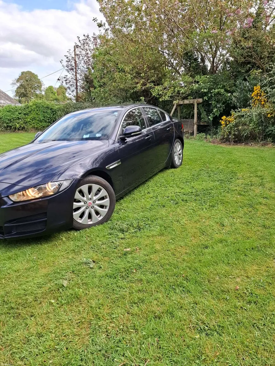 161 jaguar xe prestige - Image 4