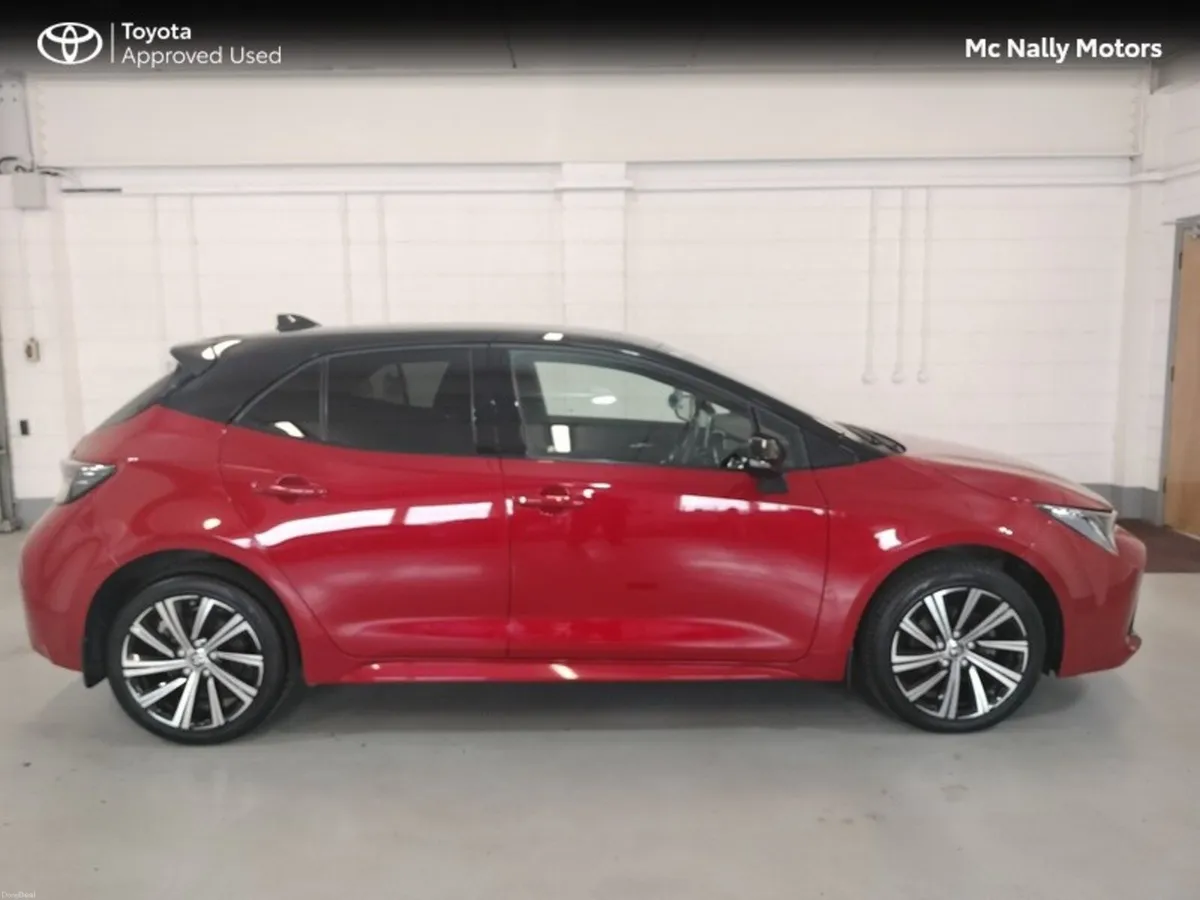 Toyota Corolla LUNA SPORT H/BACK BI-TONE PEARLESCE - Image 4
