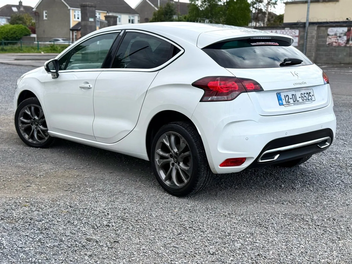 12 DS4 White Pearl Low km Nct 7/27 - Image 4