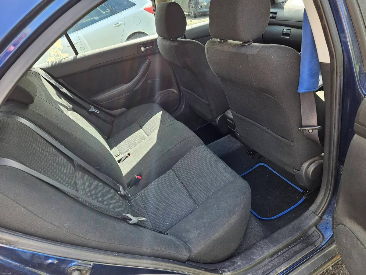 Toyota Avensis (low mileage) - Image 4