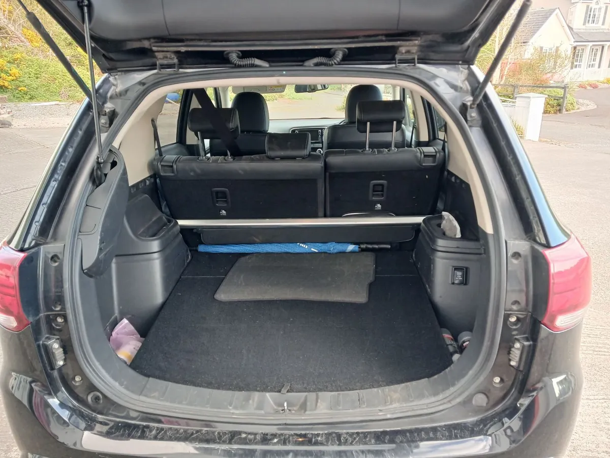 Mitsubishi Outlander 2017 - Image 6