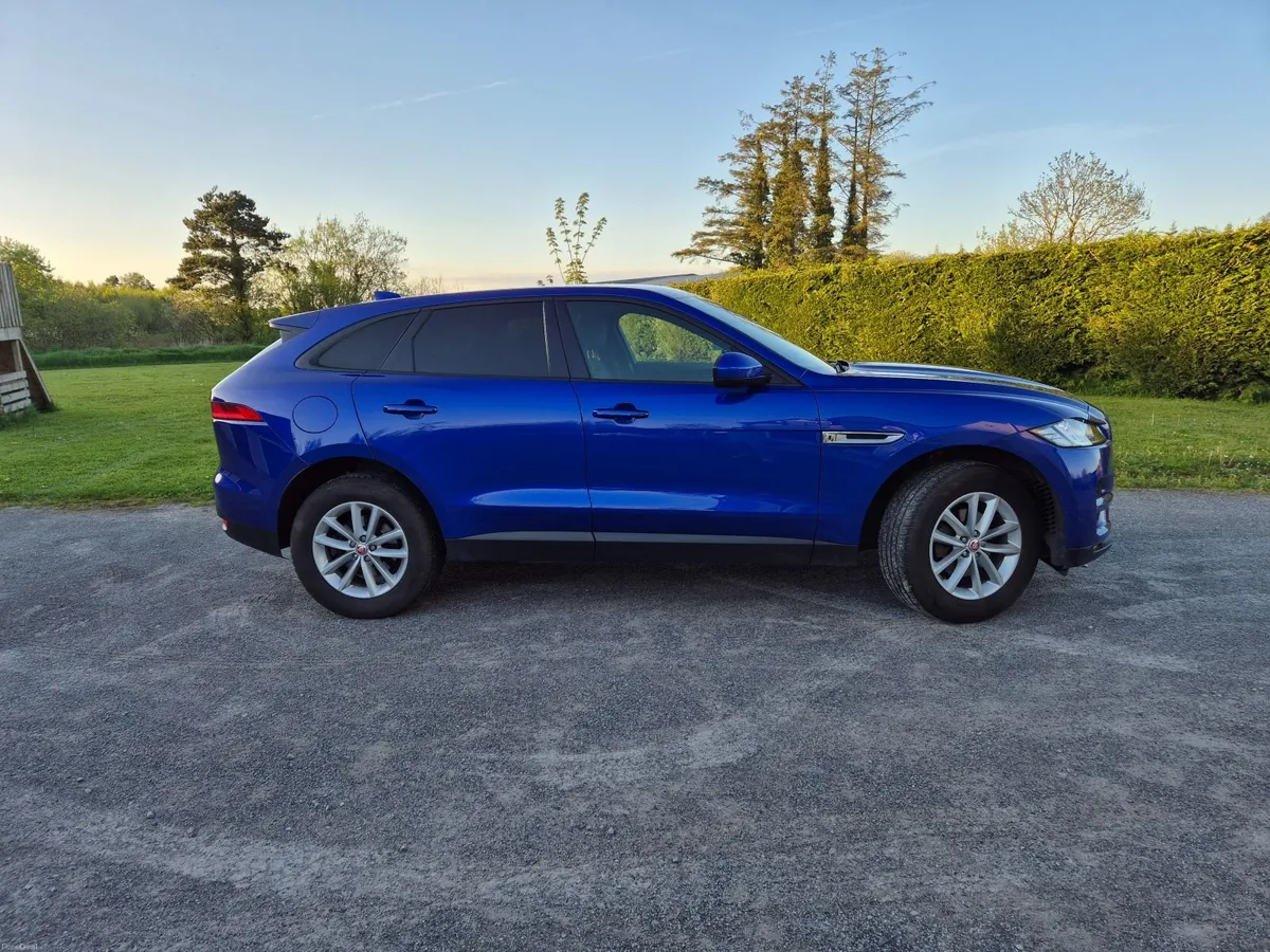 Jaguar F-Pace 2018 - Image 1