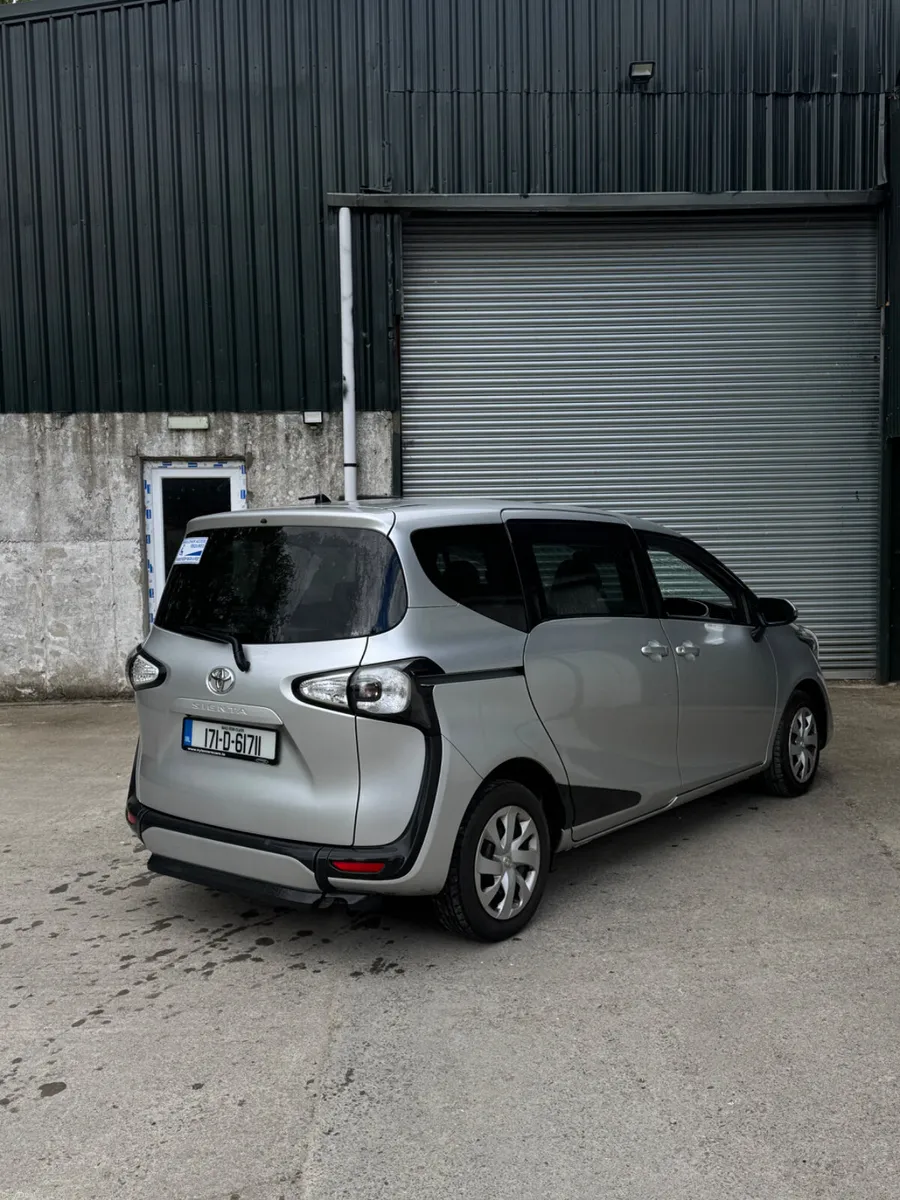 Toyota Sienta 2017 Automatic Low mileage - Image 4