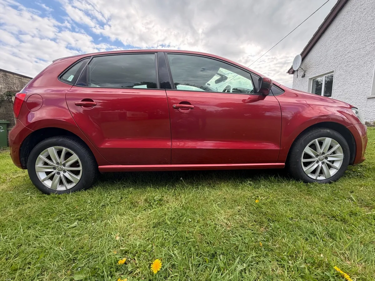 Car - Image 2