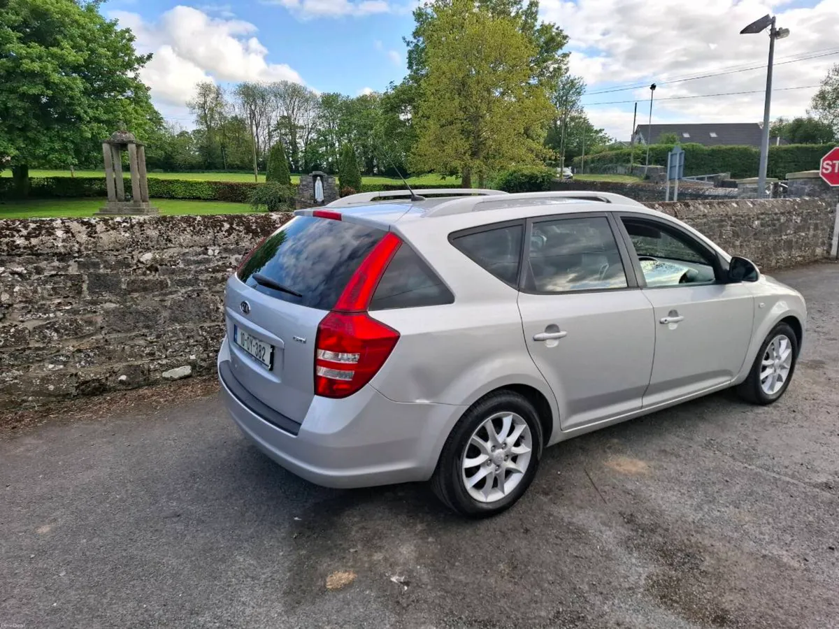 2010 KIA CEED DIESEL ESTATE - Image 3