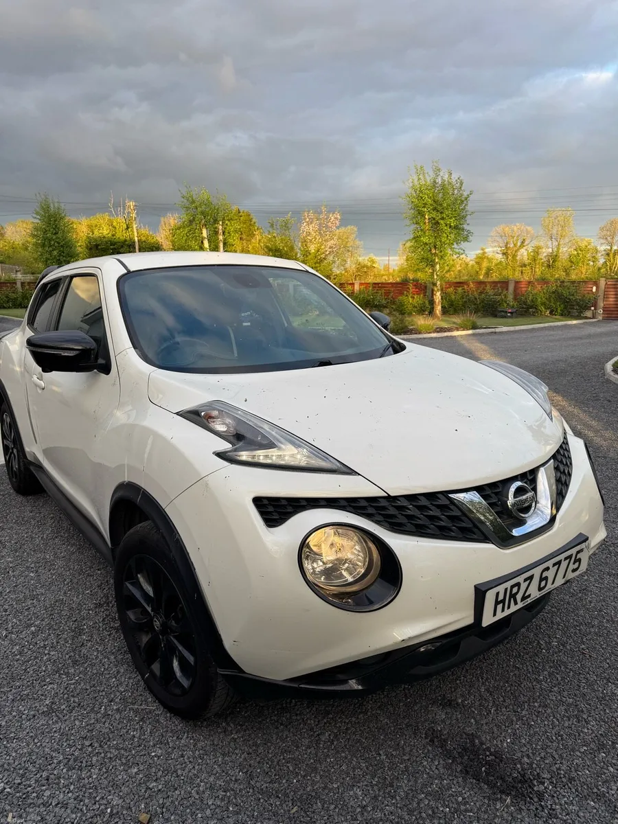 2014 Nissan Juke Tekna - Image 4