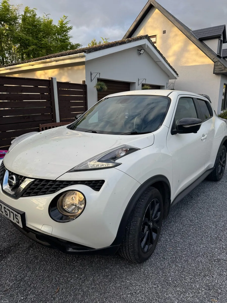 2014 Nissan Juke Tekna - Image 1