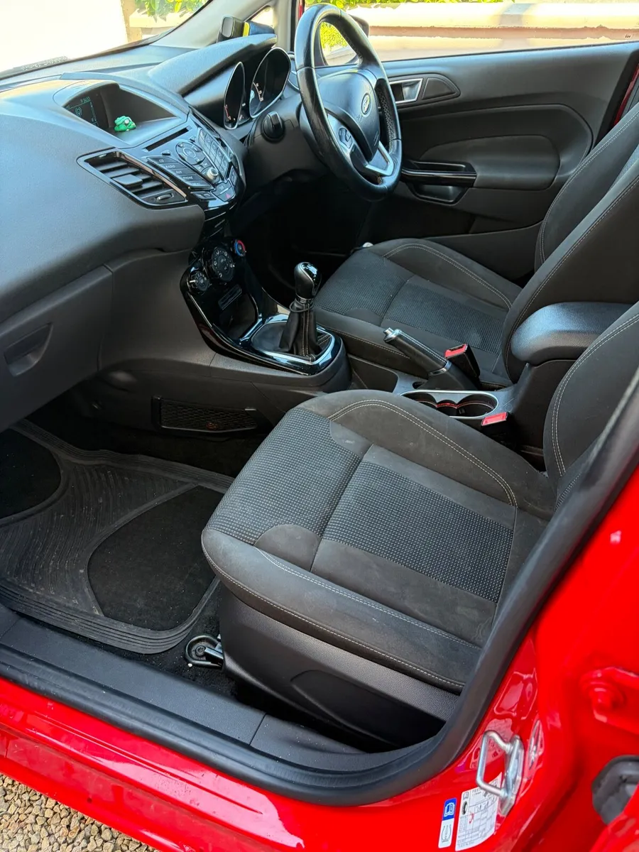 Ford Fiesta 1.2 2015 - Image 5