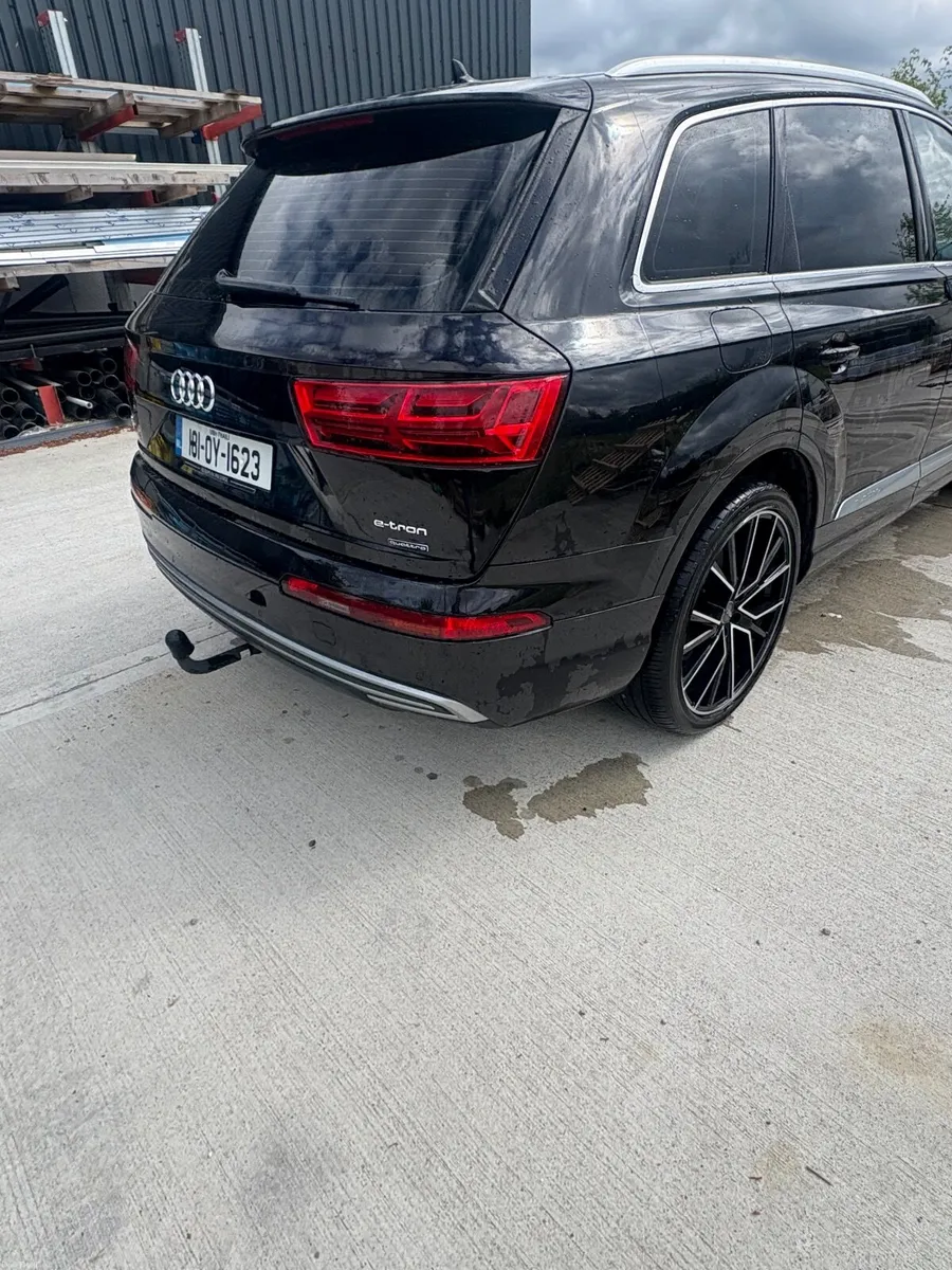 Audi Q7 2018 - Image 2