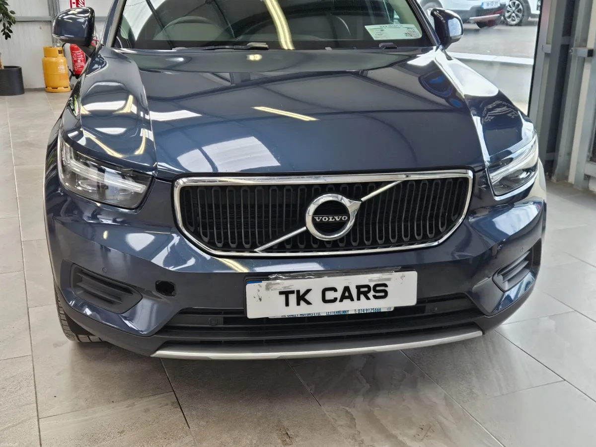 212 VOLVO XC40 1.5 PETROL MANUAL - Image 4