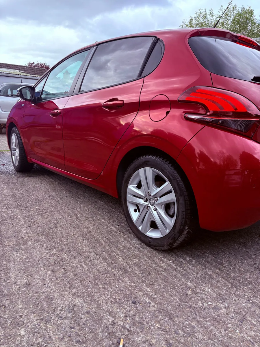 Peugeot 208 - 2016 Auto - Image 6