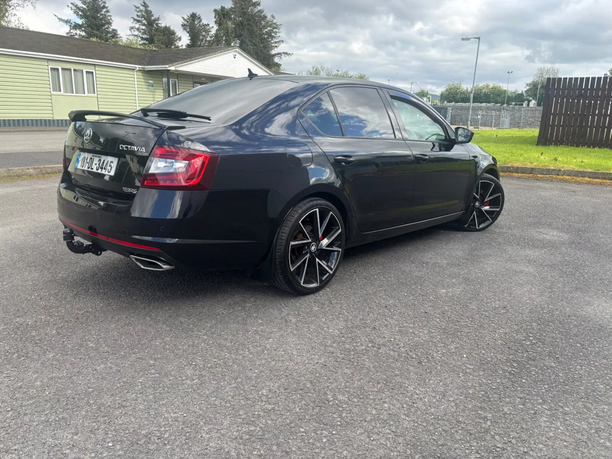 Skoda Octavia 2018 - Image 2