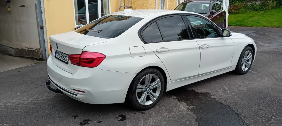 BMW 3-Series 316d sport 2017 - Image 3