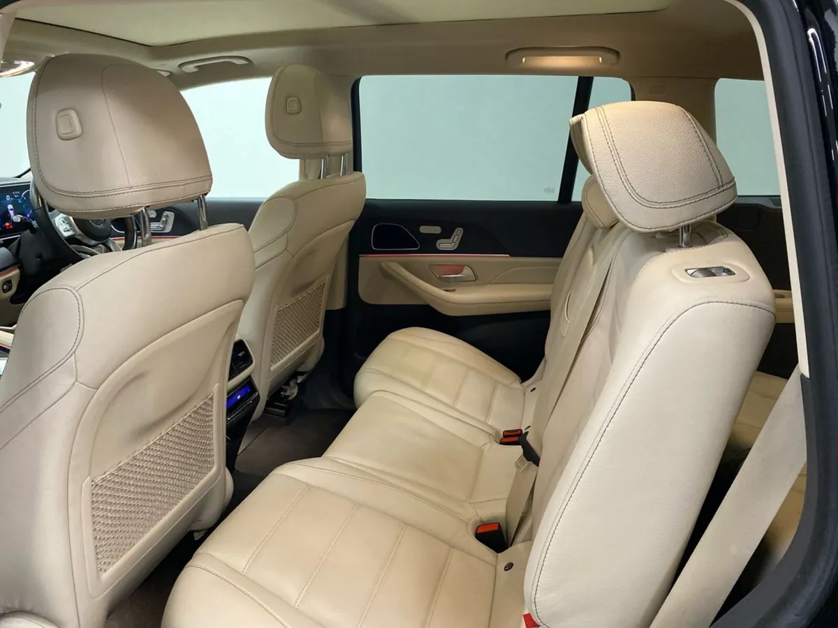 Mercedes-Benz GLS GLS 350 d 4MATIC AMG Line 7 Seat - Image 4