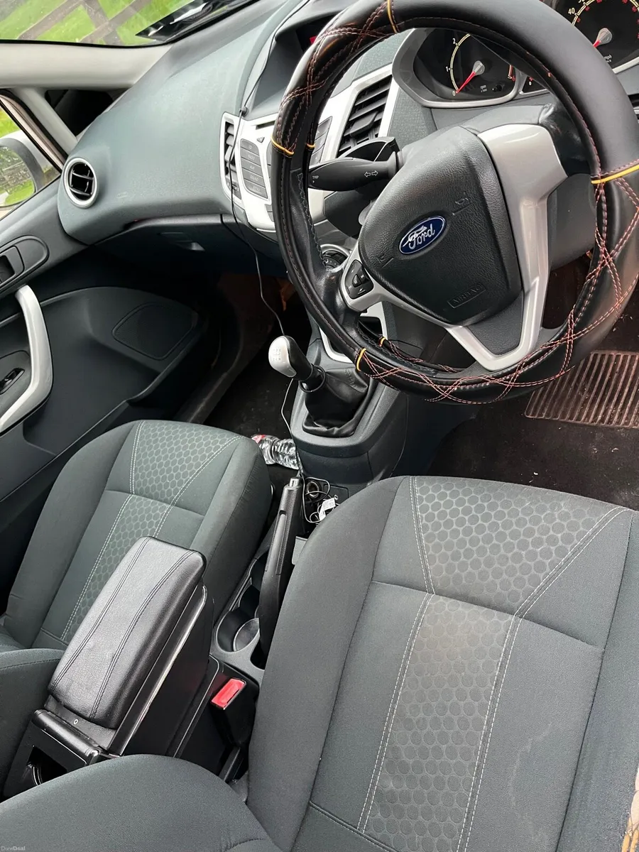 ford fiesta - Image 3