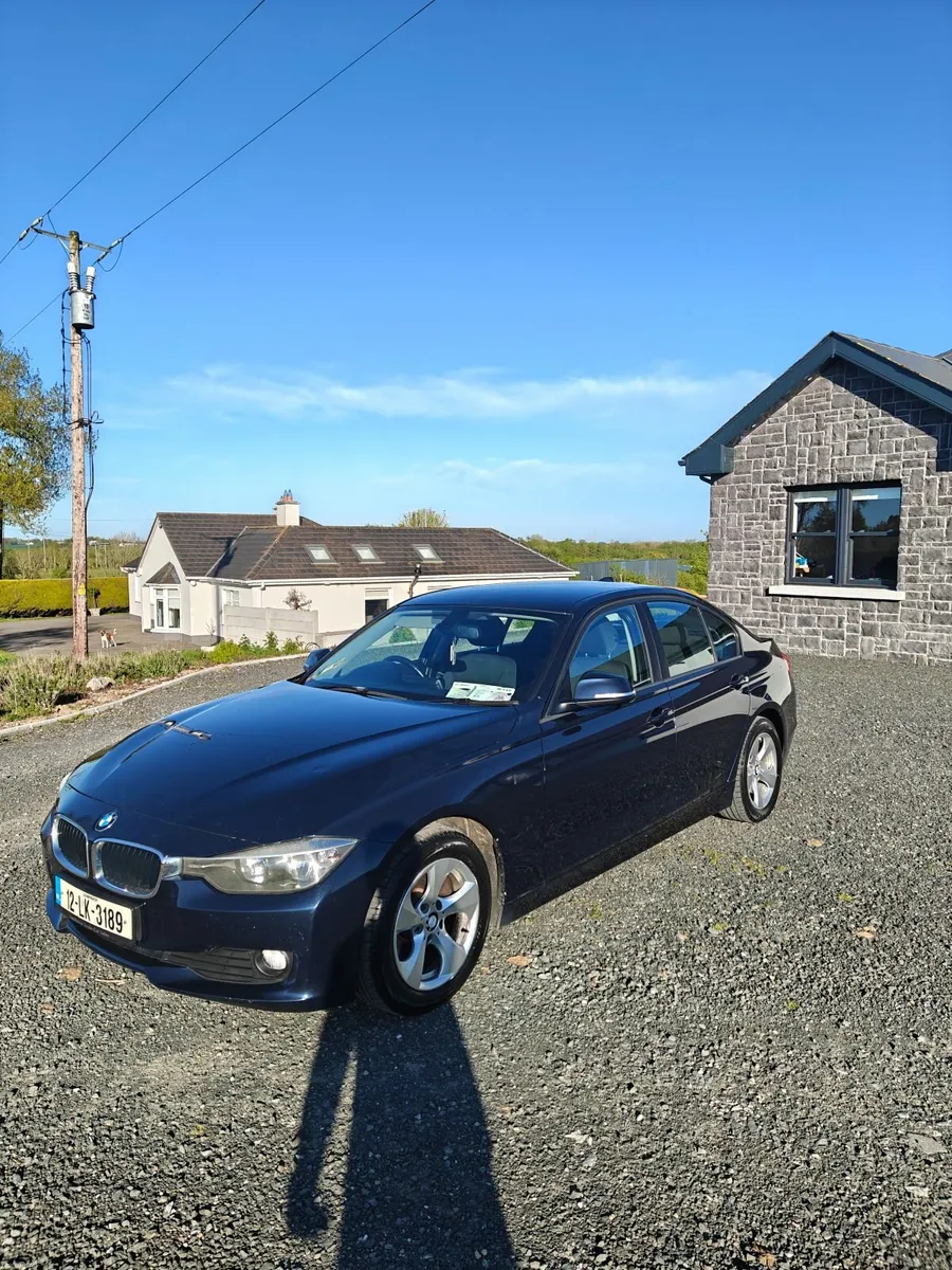 BMW 3-Series 2012 - Image 2