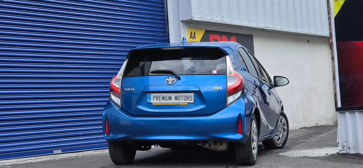 Toyota Aqua High spec - Image 4