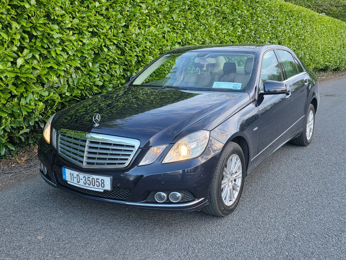 Mercedes-Benz E-Class 2011 Elegance Auto - Image 3