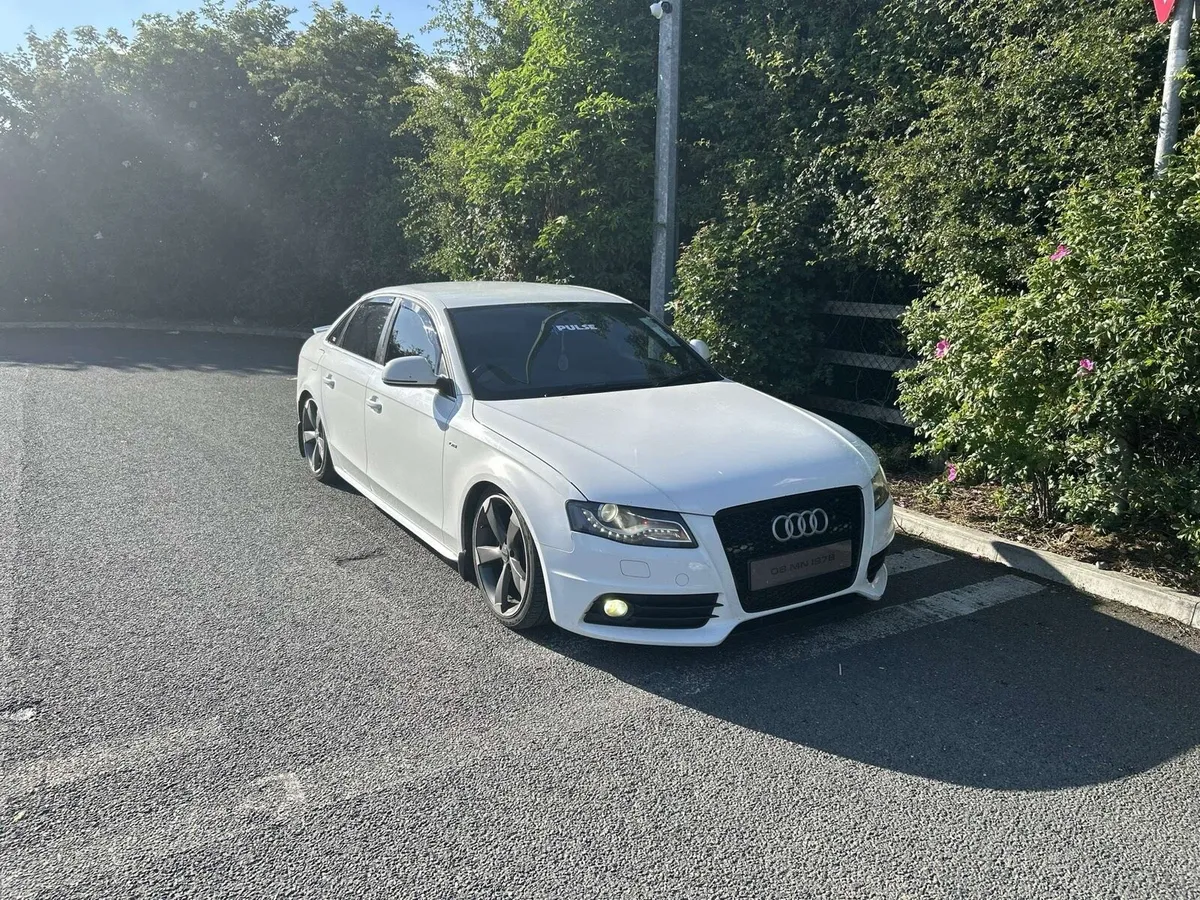 Audi A4 - Image 1