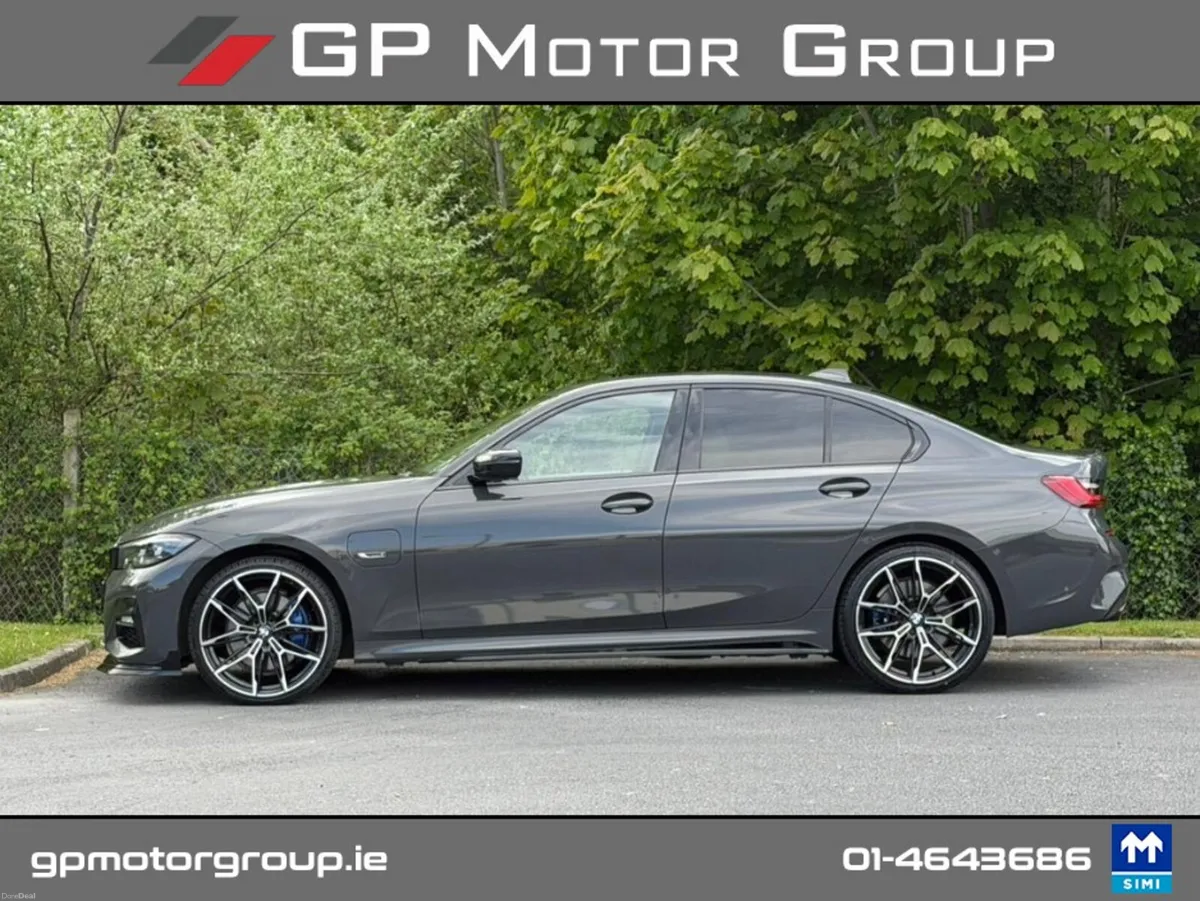 BMW 3-Series 330E M SPORT PRO M PERFORMANCE *1 YEA - Image 4